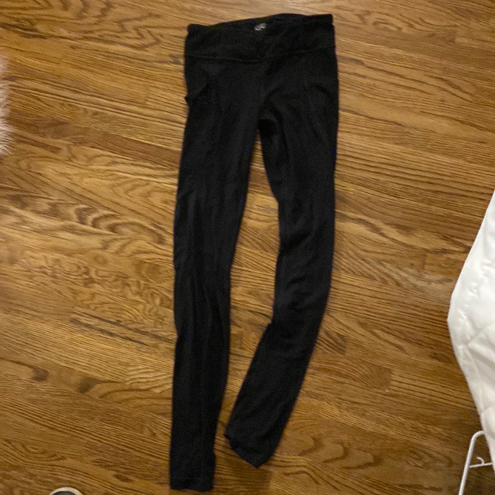Athleta girl leggings black with pockets